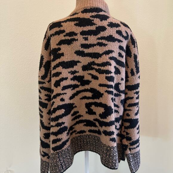 Aqua Bloomingdales Sweater 1/2 Zip Leopard Animal Print SZXXL Brown Black - Picture 6 of 11